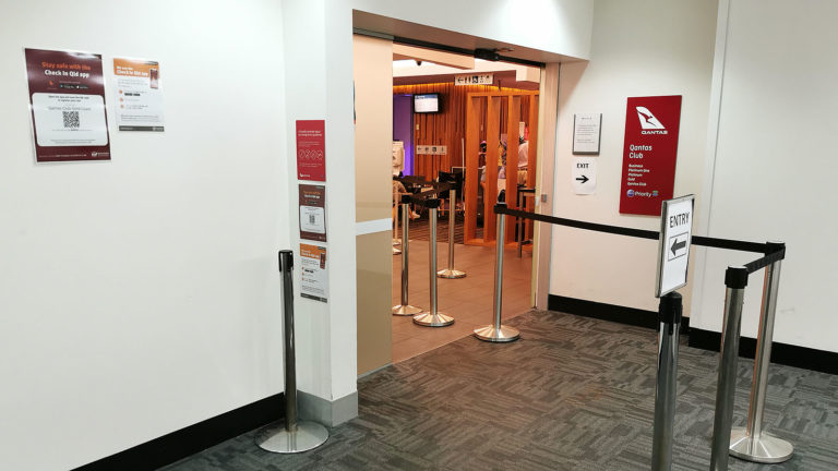 review-qantas-club-gold-coast-point-hacks