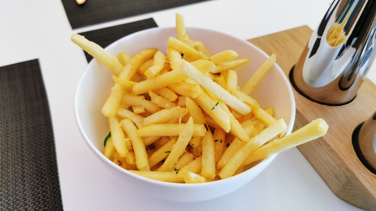 Virgin Australia Beyond Lounge truffle fries