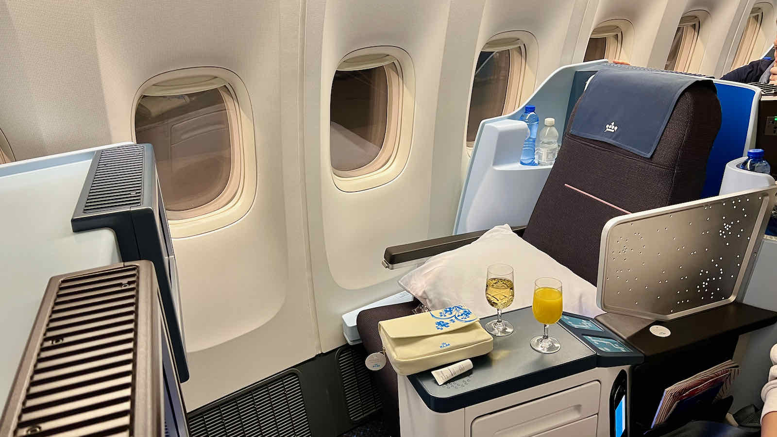 KLM Business seat 1K