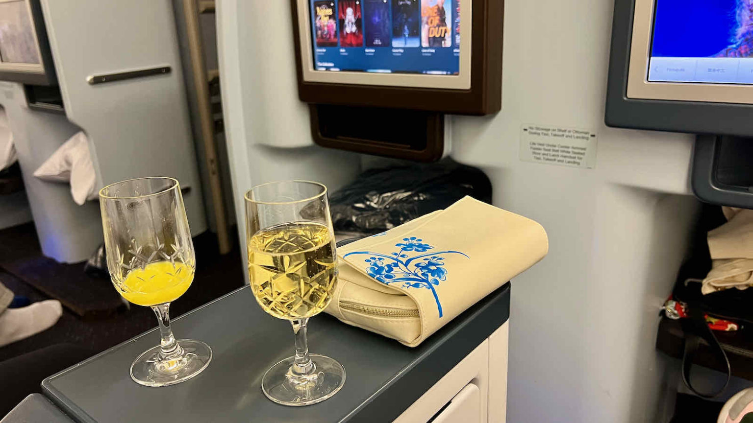 Klm Boeing Er Business Class Amsterdam Singapore Laptrinhx News