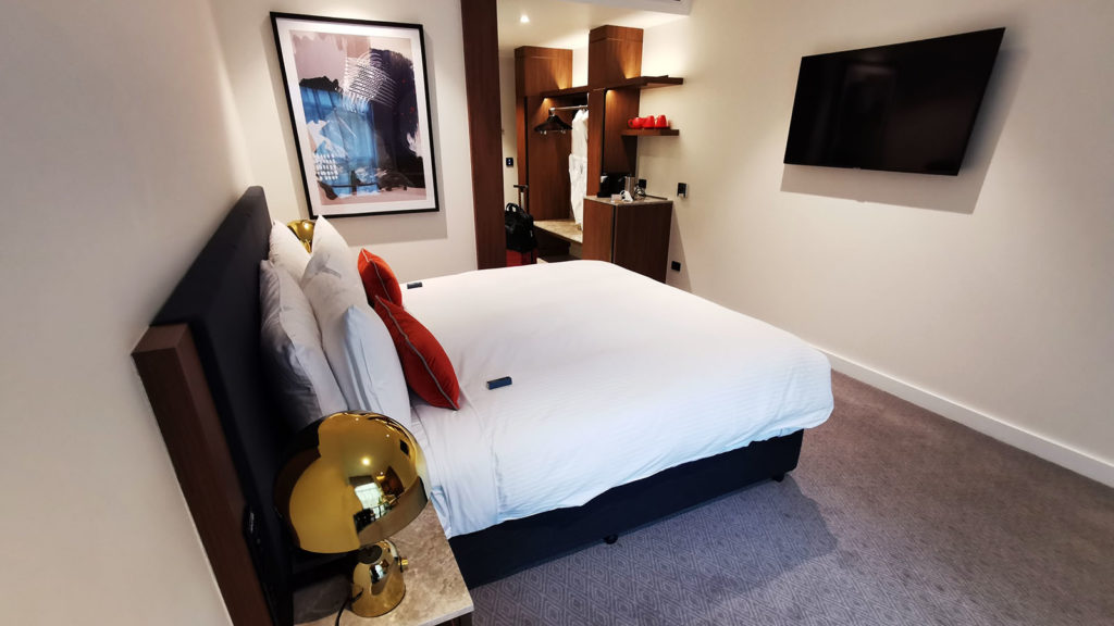 Review: Crowne Plaza Sydney Darling Harbour hotel - Point Hacks