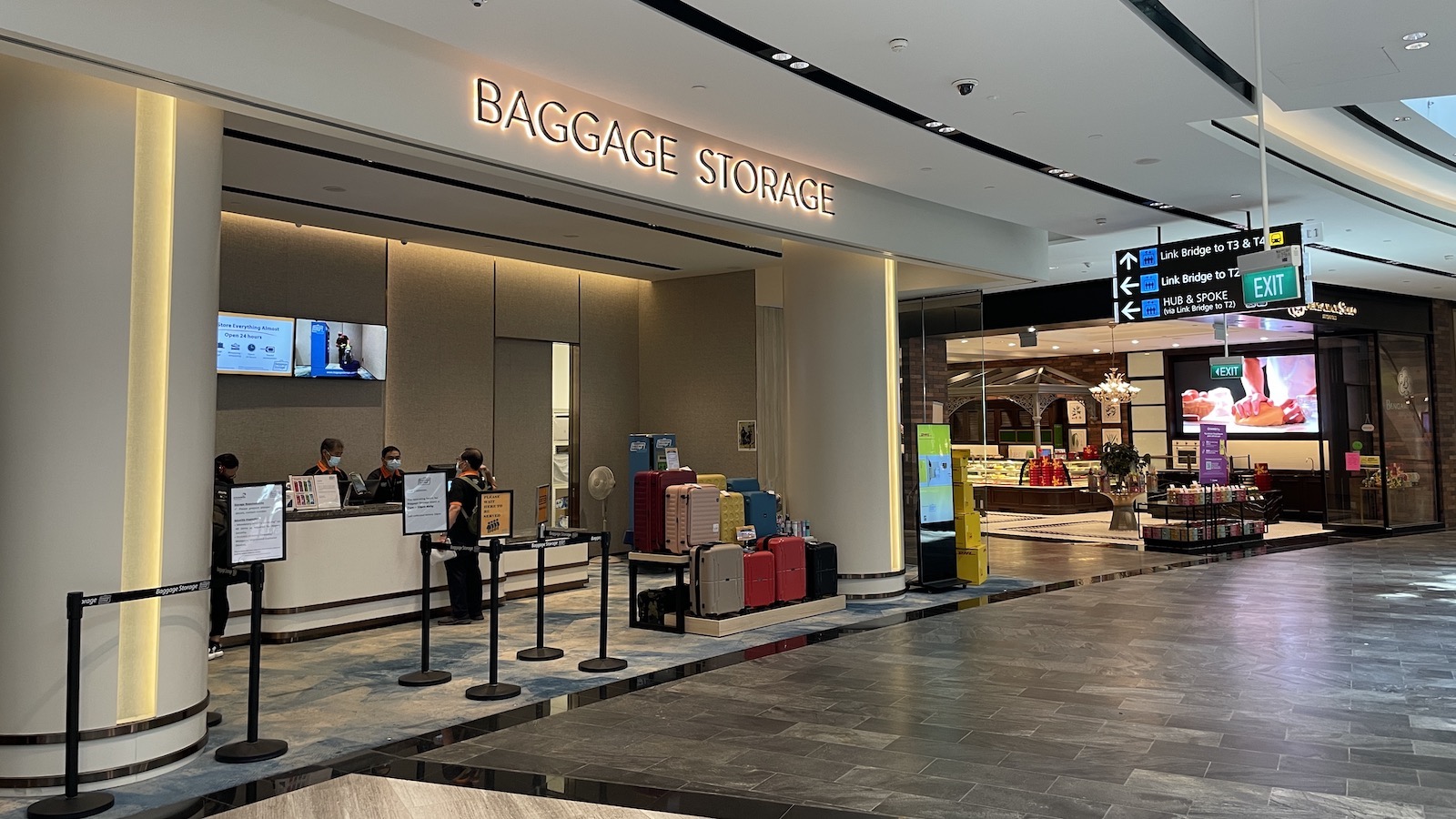Changi Airport Baggage Storage The Jewel