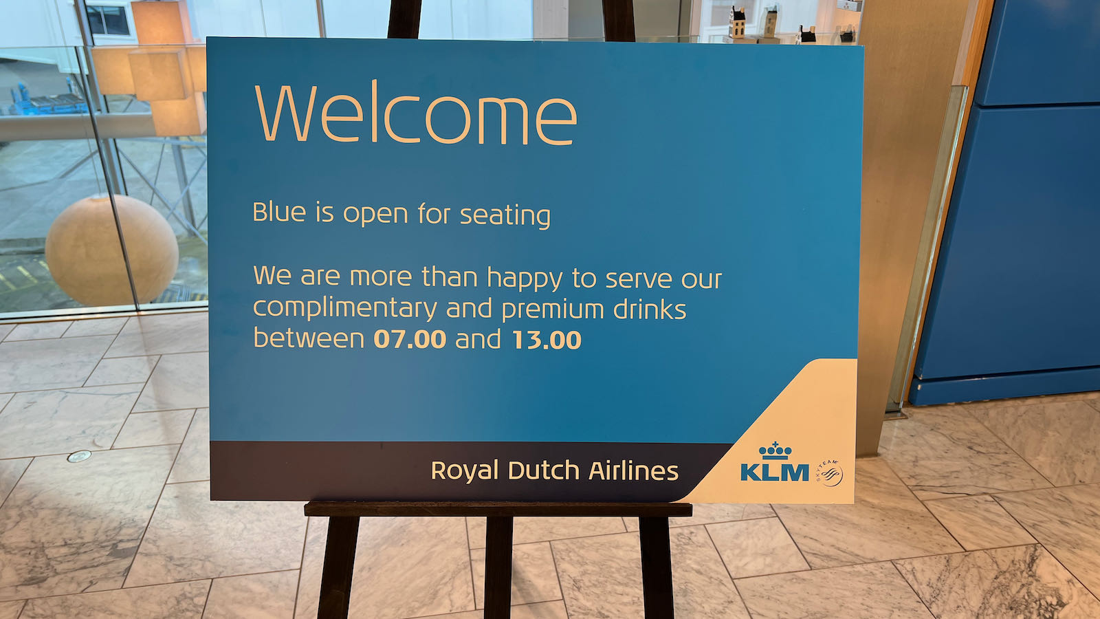 KLM Crown lounge
