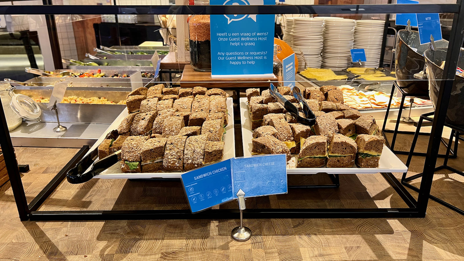 KLM 52 lounge sandwiches