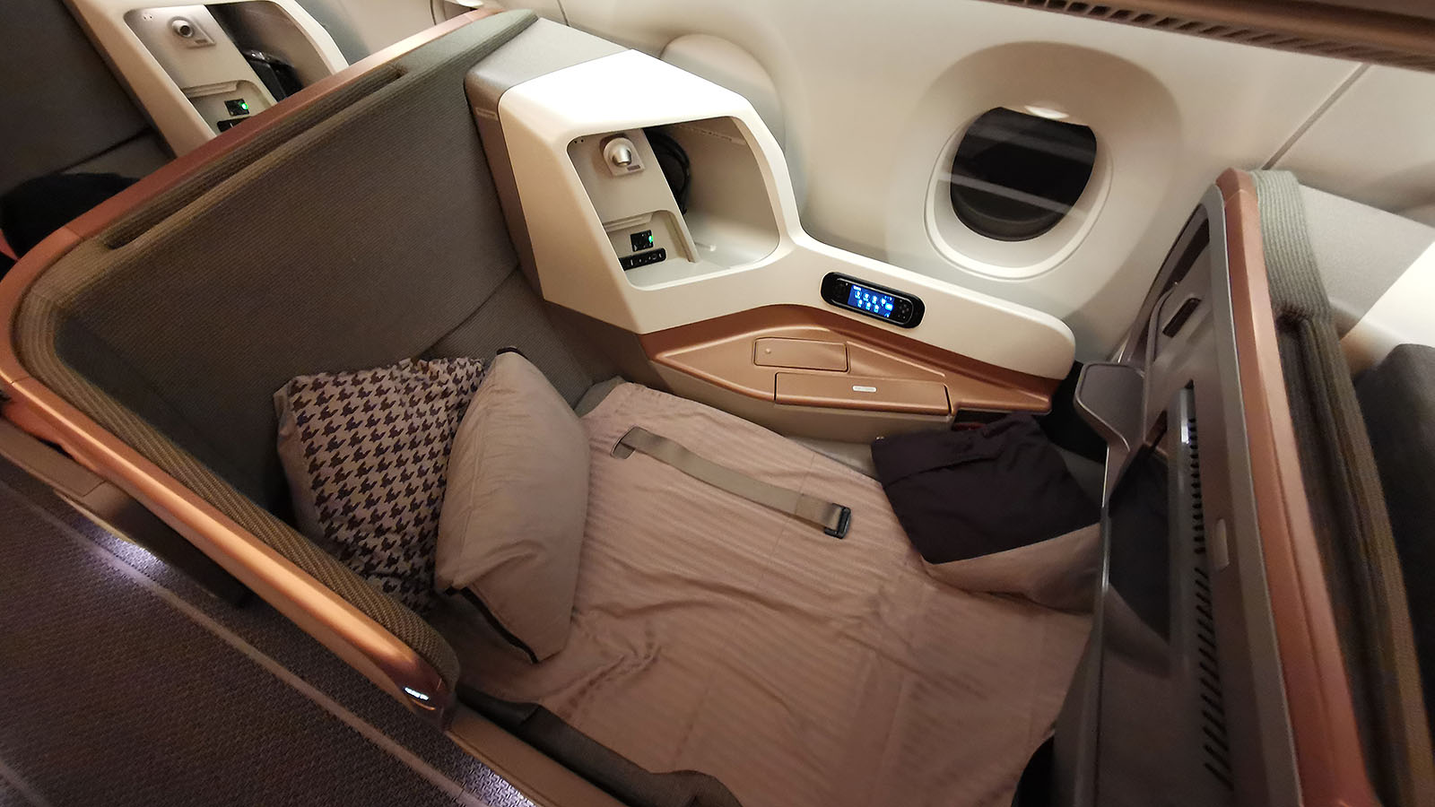 Singapore Airlines Airbus A350 Business Class