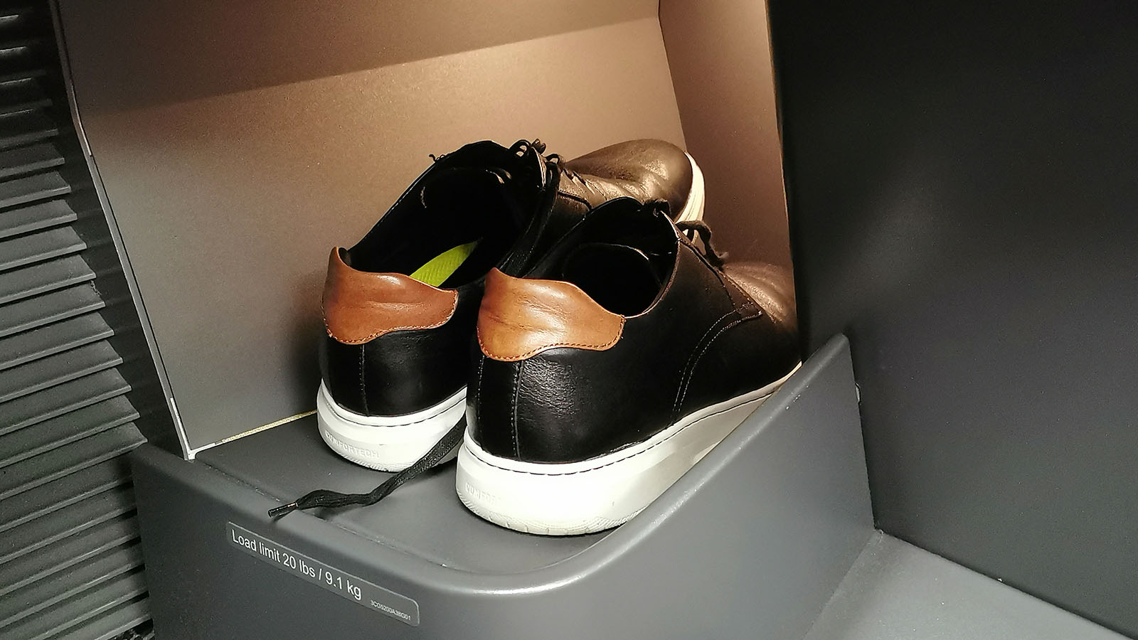 Singapore Airlines Airbus A350 Business Class