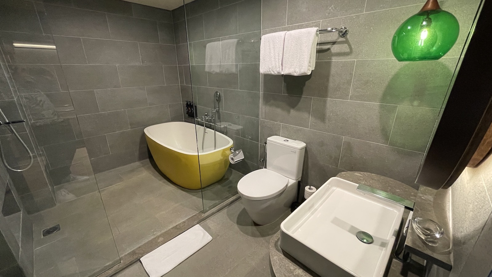 Ovolo Bali Main Bathroom