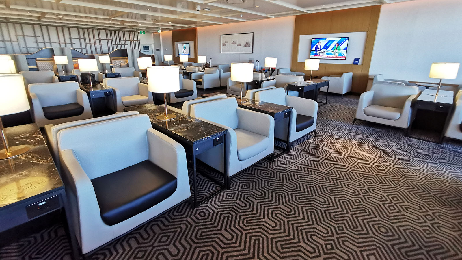 Singapore Airlines SilverKris Business Class Lounge, Sydney