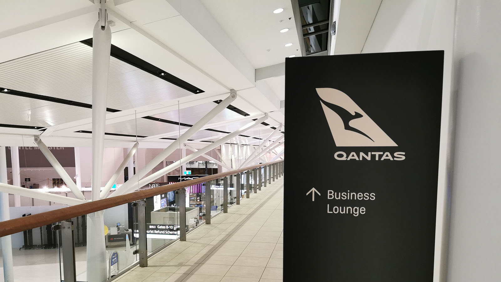Qantas Business to Nouméa