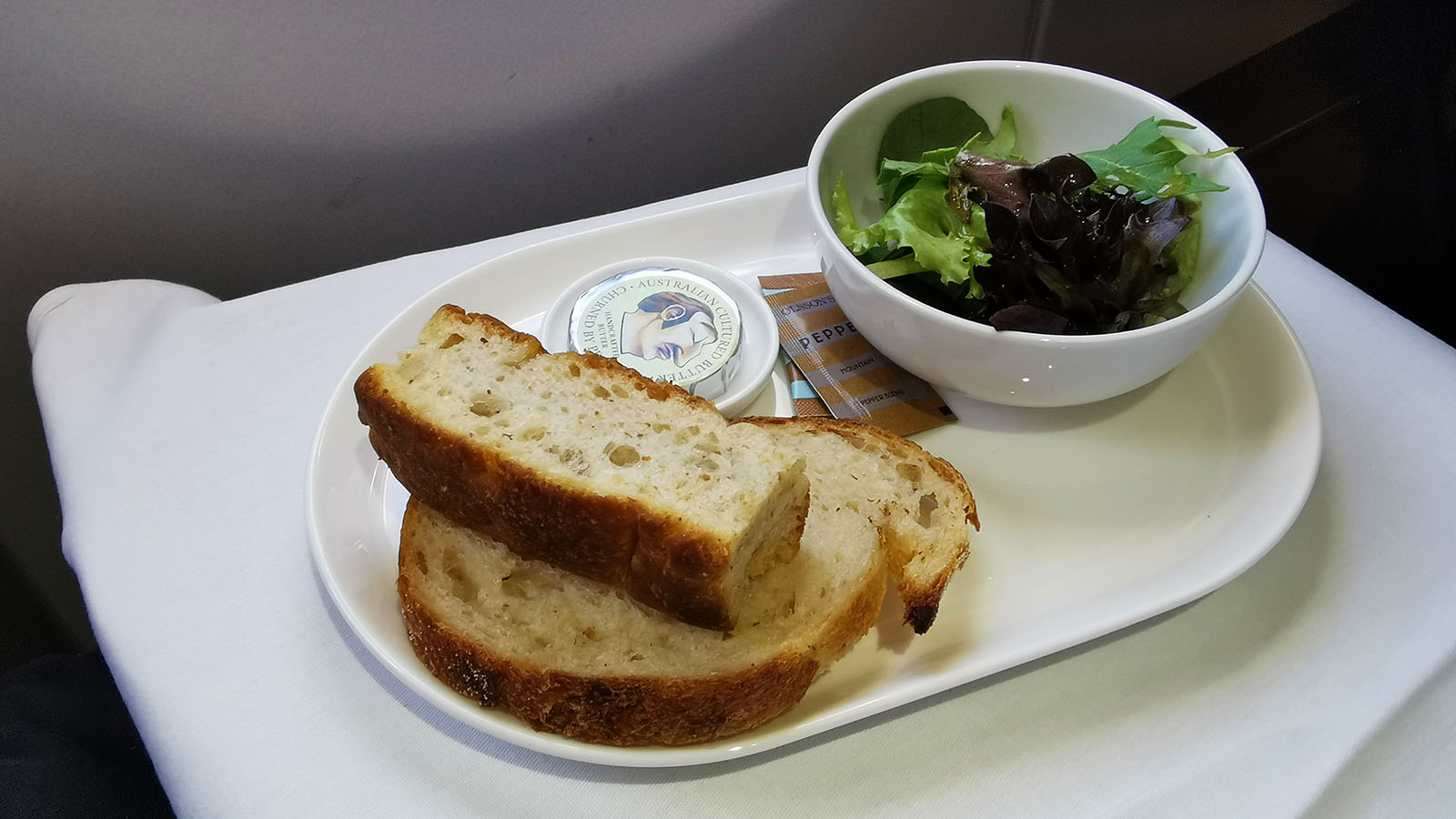 Dining in Qantas Business to Bengaluru