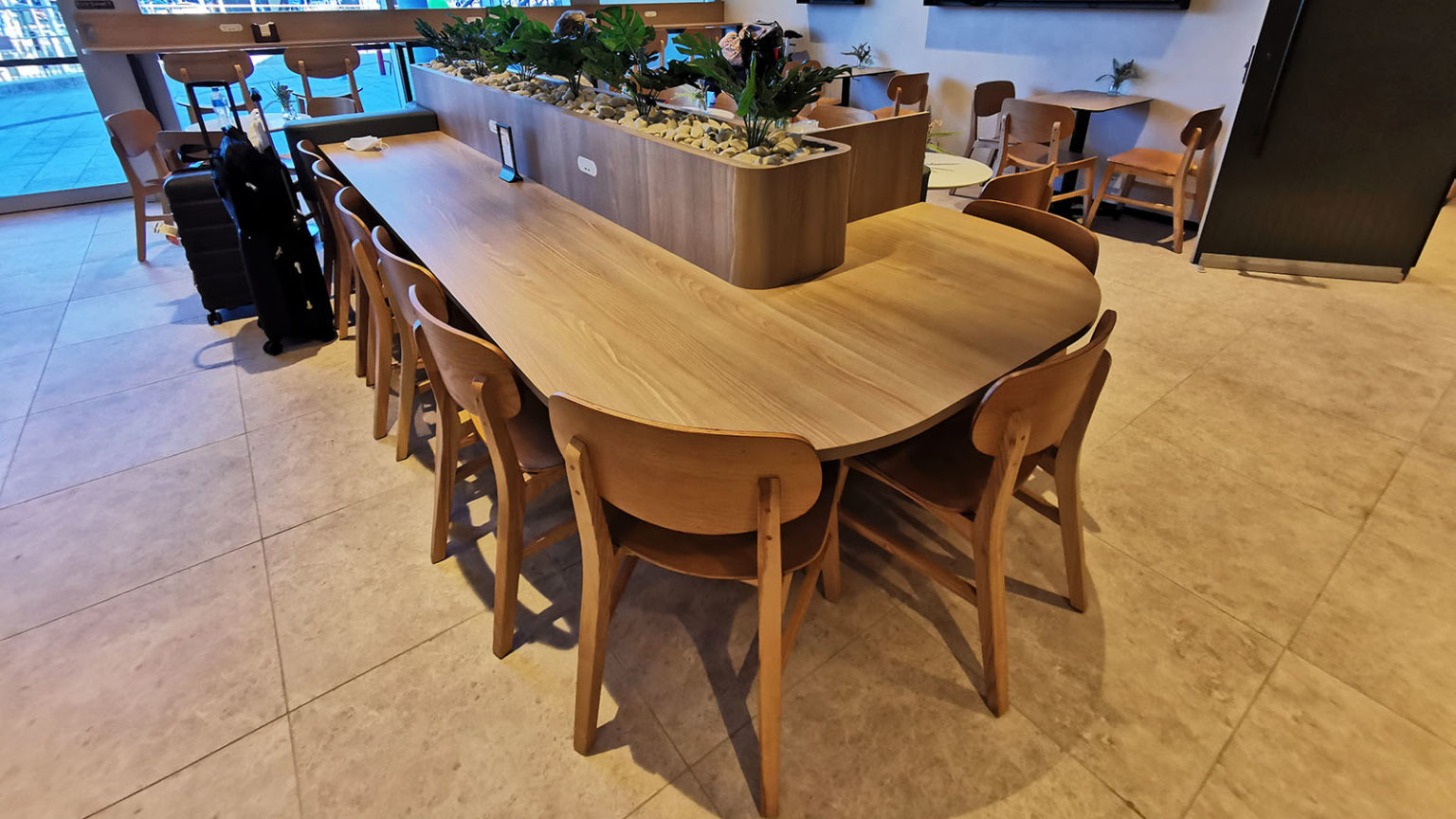 Review Plaza Premium arrivals lounge, Sydney Point Hacks