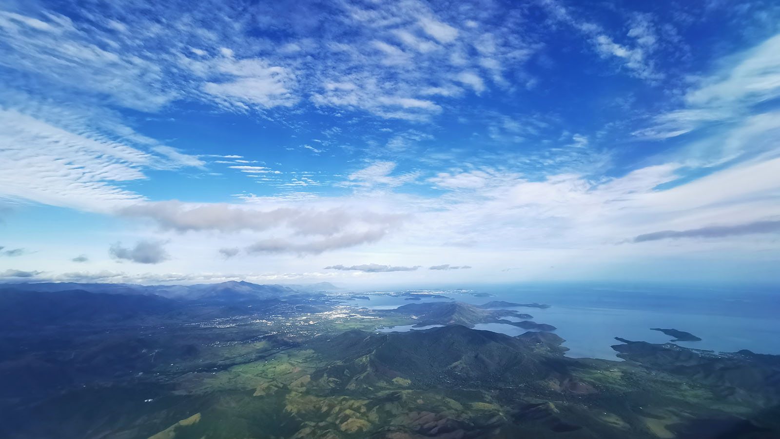 Qantas Boeing 737 Business from Nouméa