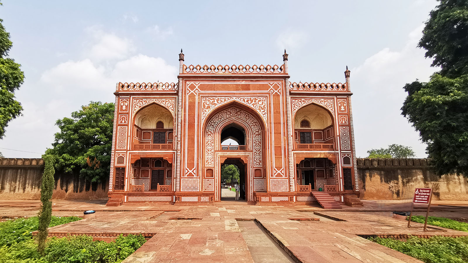 Baby Taj, India