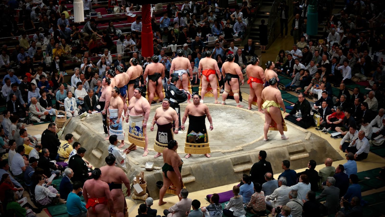 Sumo wrestling in Japan - Point Hacks