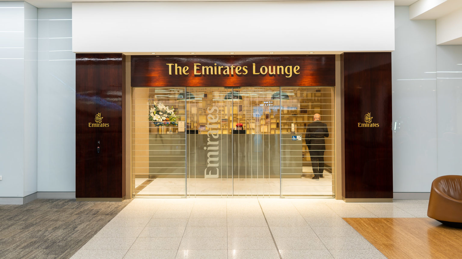 Review Emirates Lounge, Perth [2022] Point Hacks