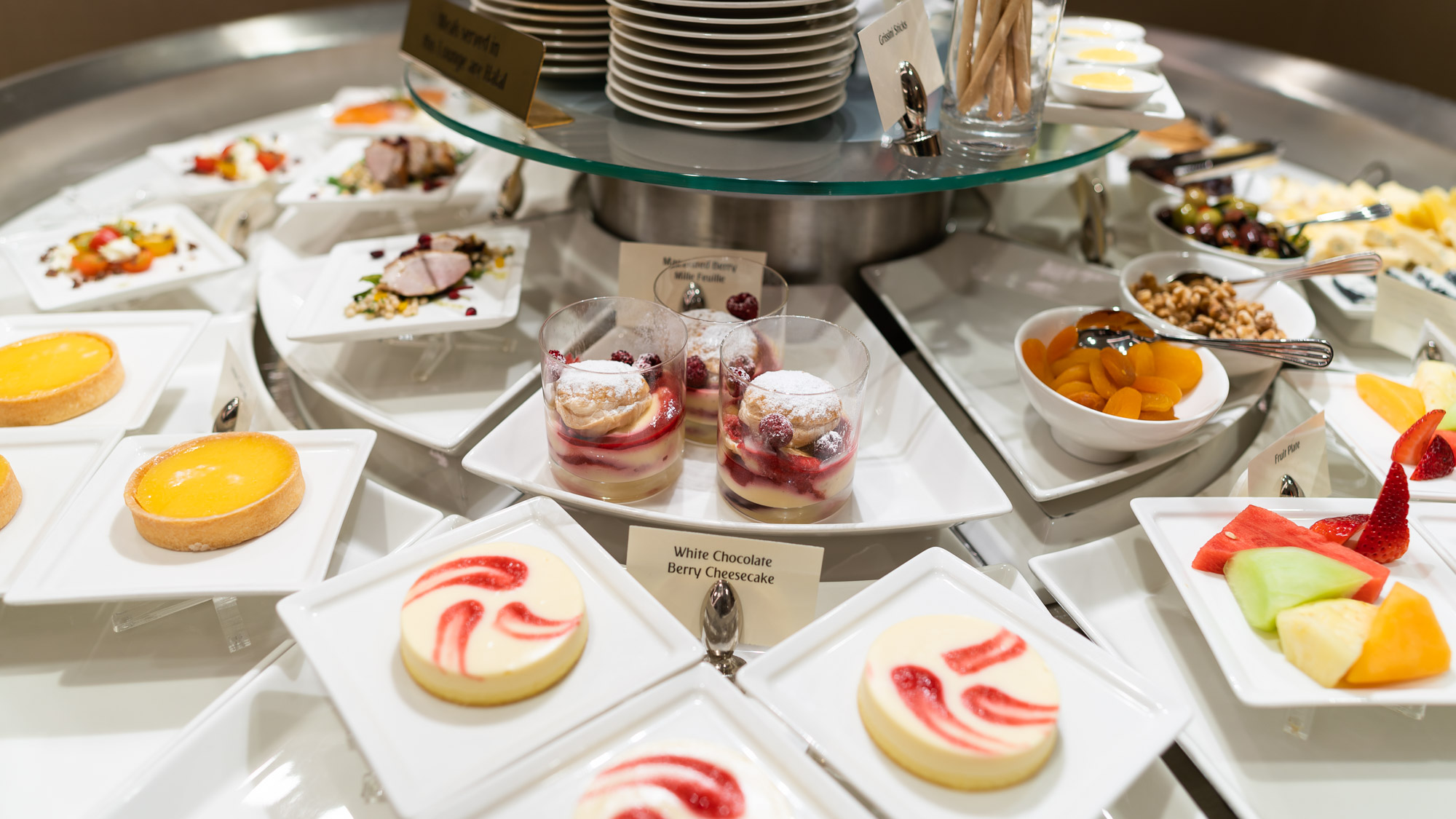 Emirates Perth Lounge dessert