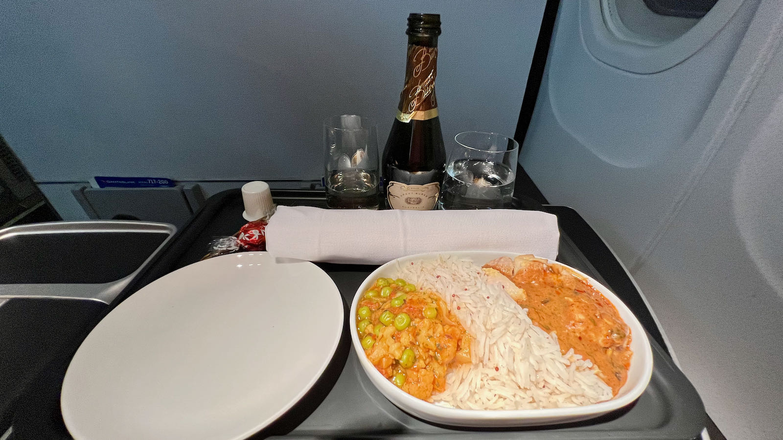 Qantas Business Class dinner service