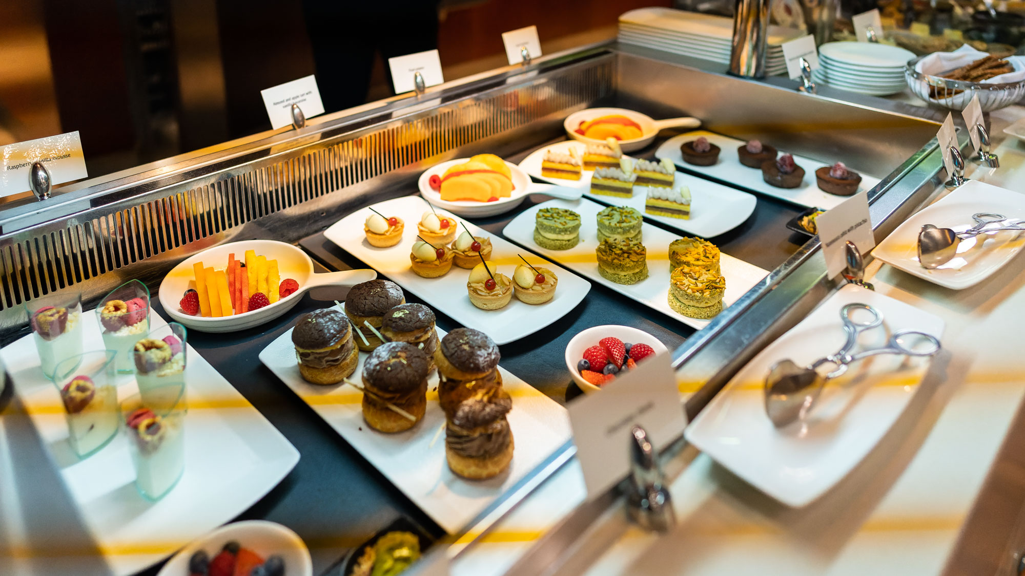 Emirates Dubai First Lounge Concourse B Desserts