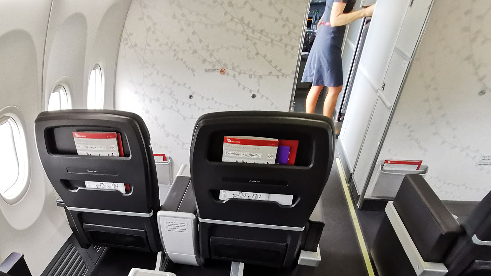 Storage options in Virgin Australia's new Boeing 737 Business Class cabin