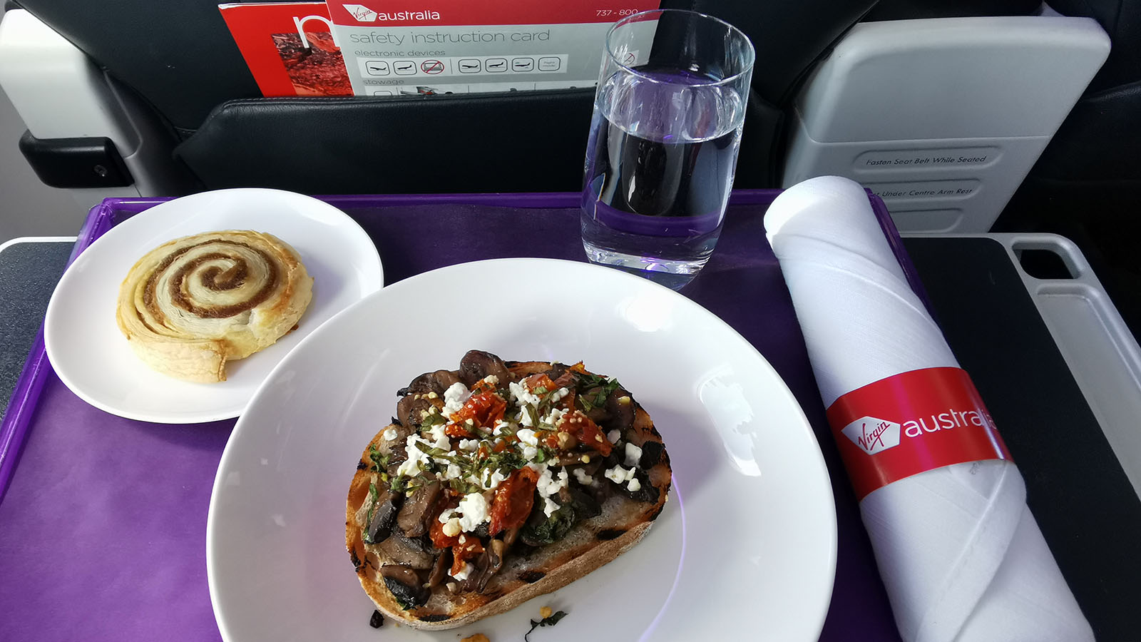 Light meal in Virgin Australia Boeing 737 Business Class