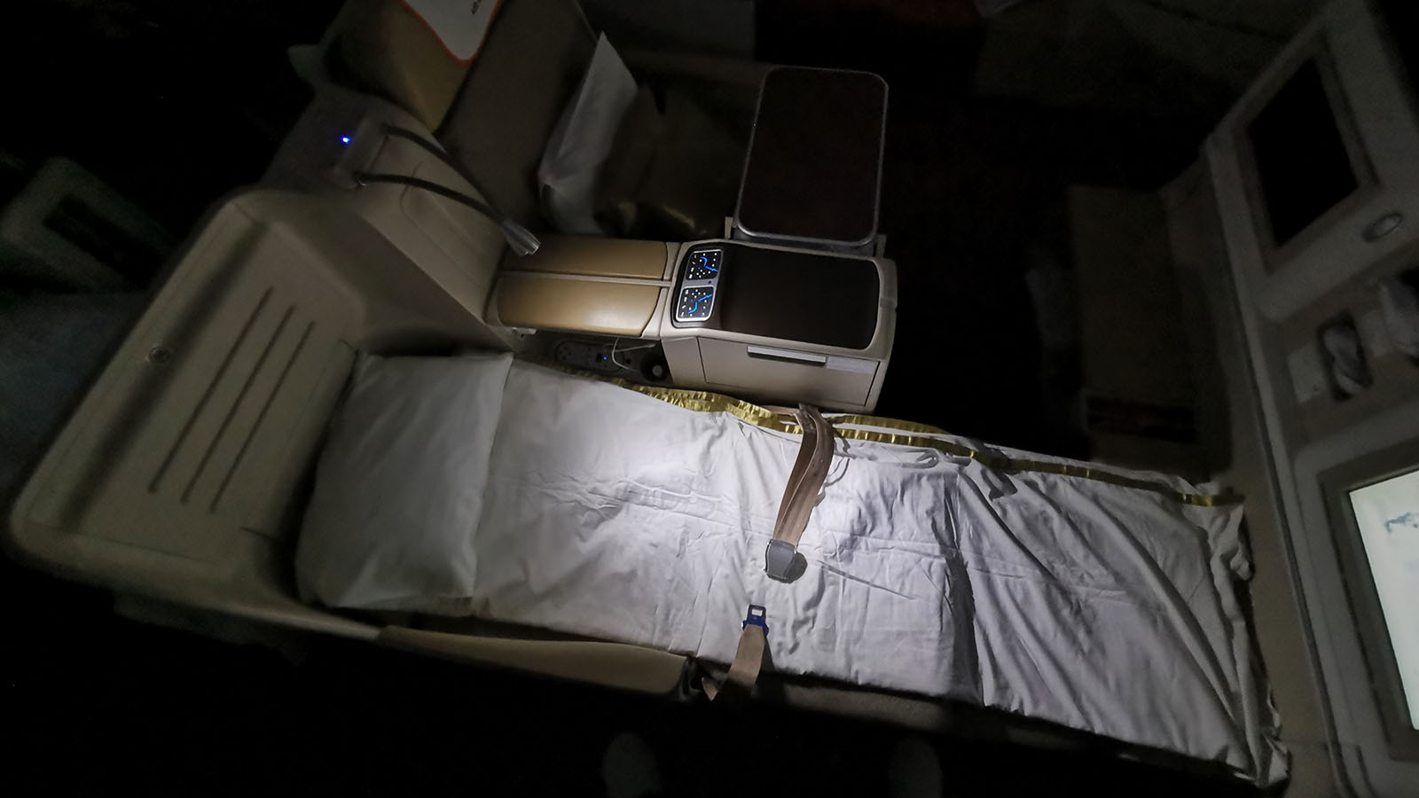 Flat bed in Air India's Boeing 787 Business Class