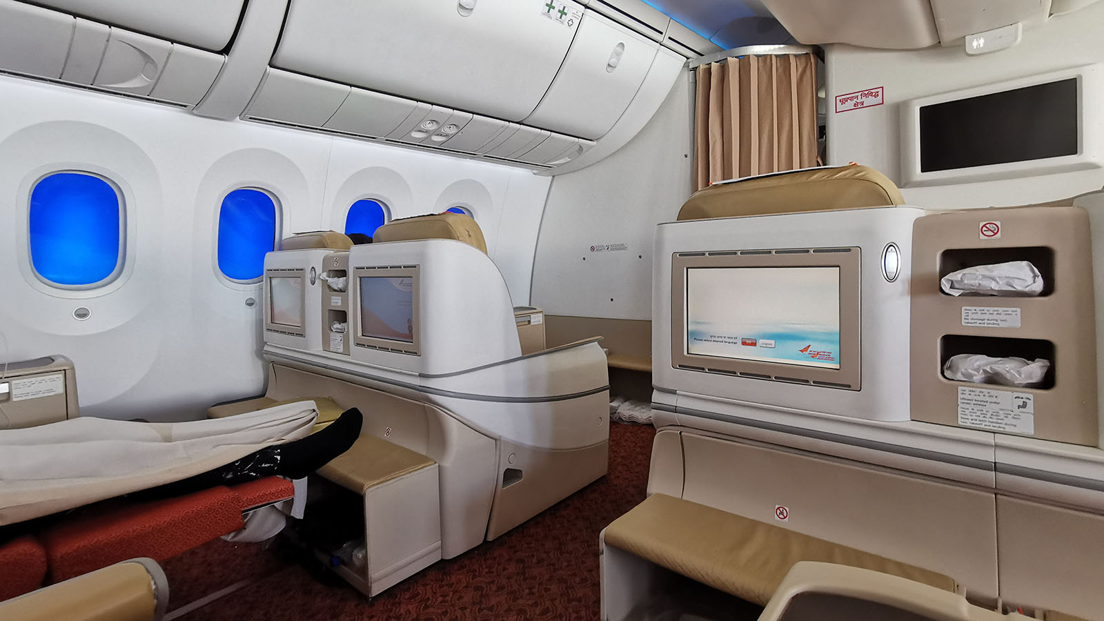 Dimmable windows in Air India's Boeing 787 Business Class