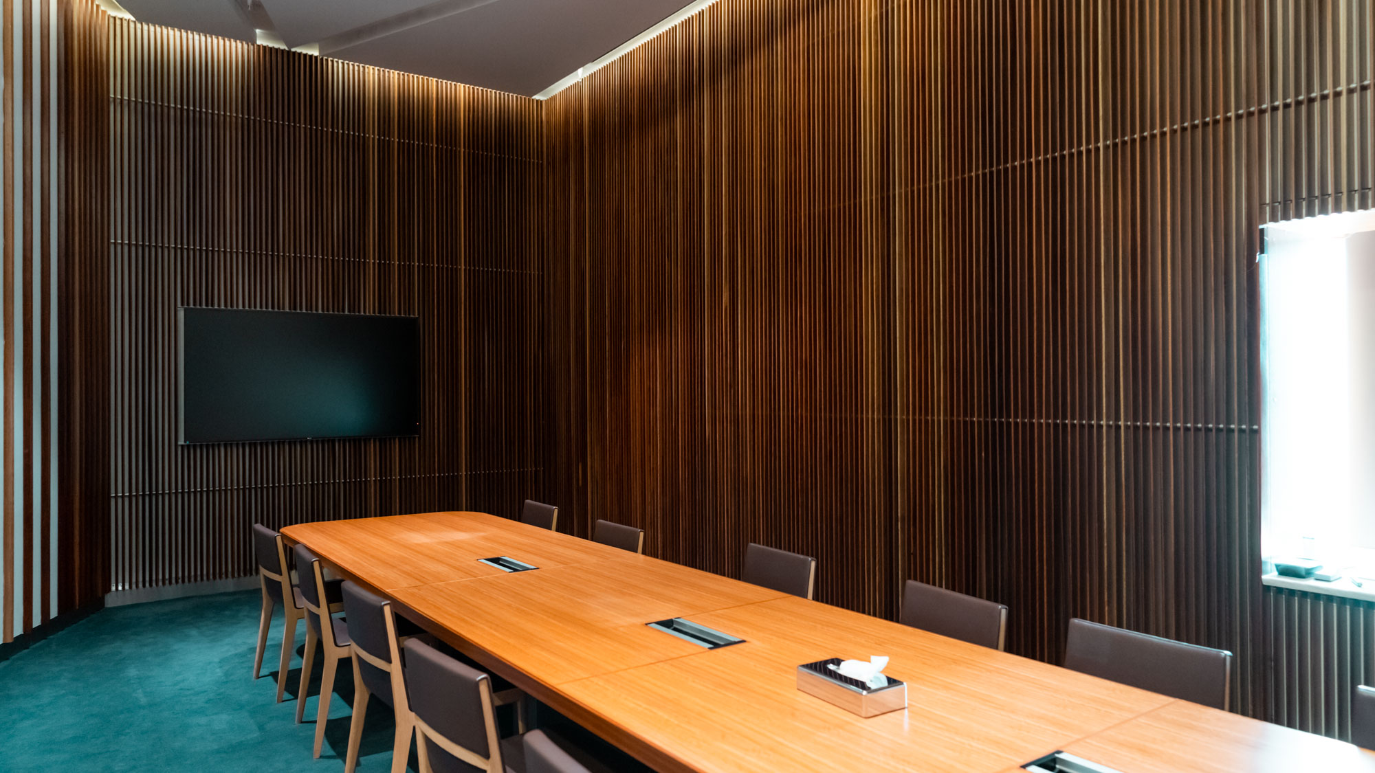 Virgin Australia Melbourne Beyond Lounge boardroom