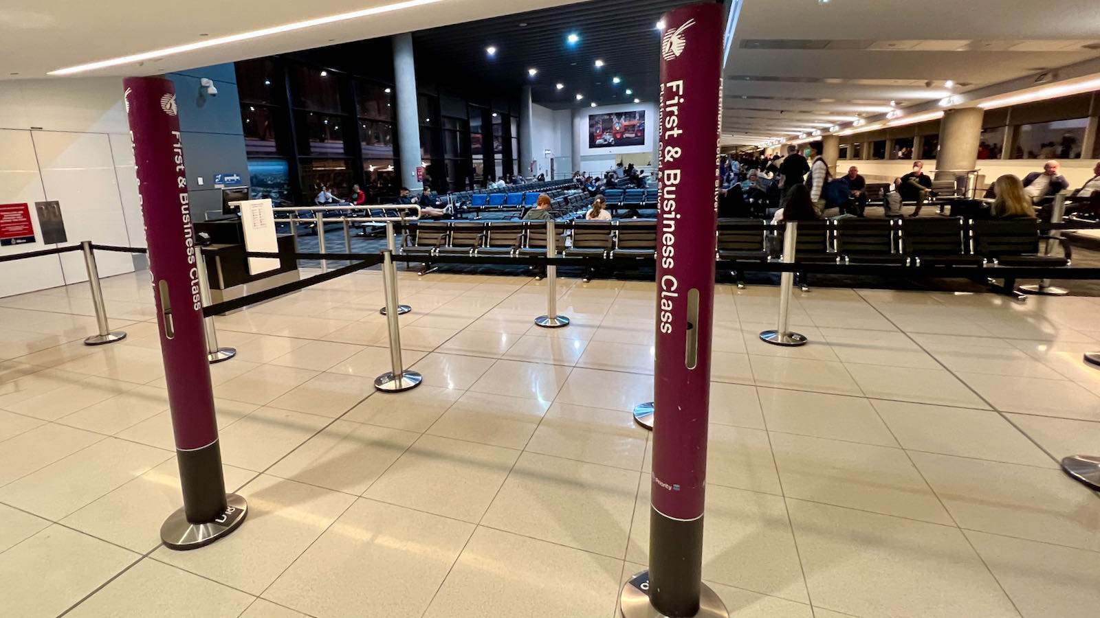 priority boarding Qatar Airways Melbourne