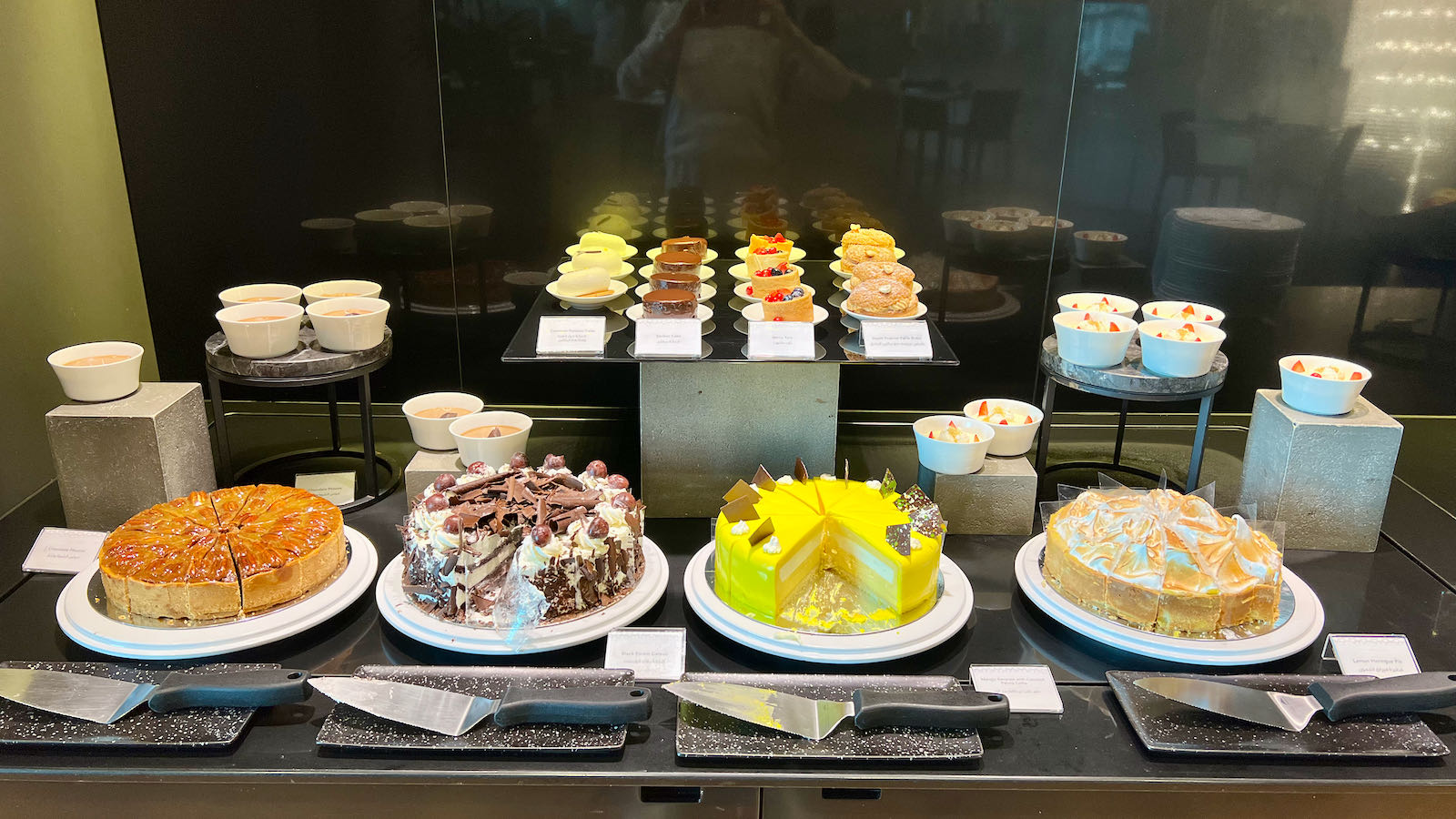 best Business Class lounge desserts