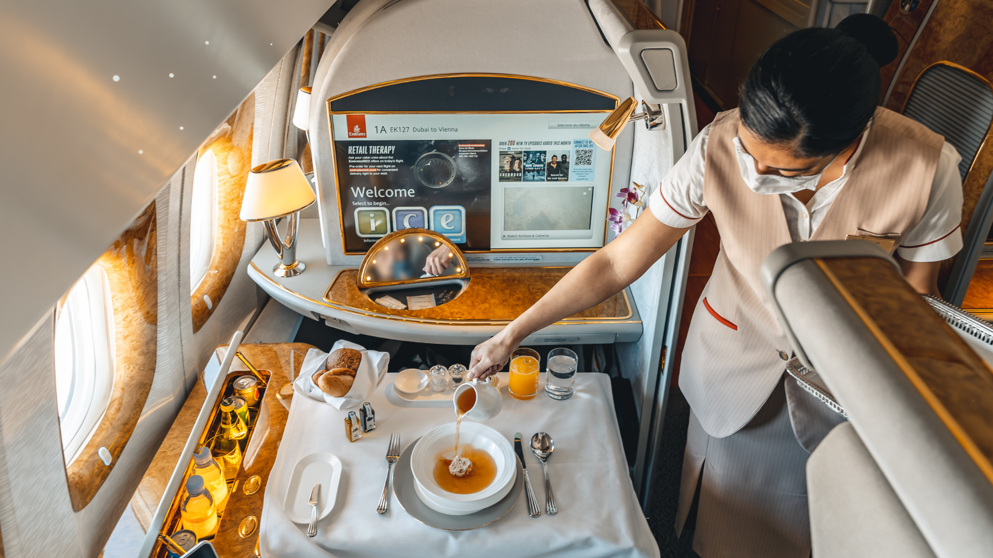 Emirates Boeing 777 First Class soup