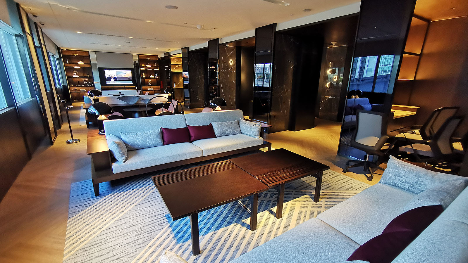 Lounge room in Hilton Singapore Orchard Executive Lounge