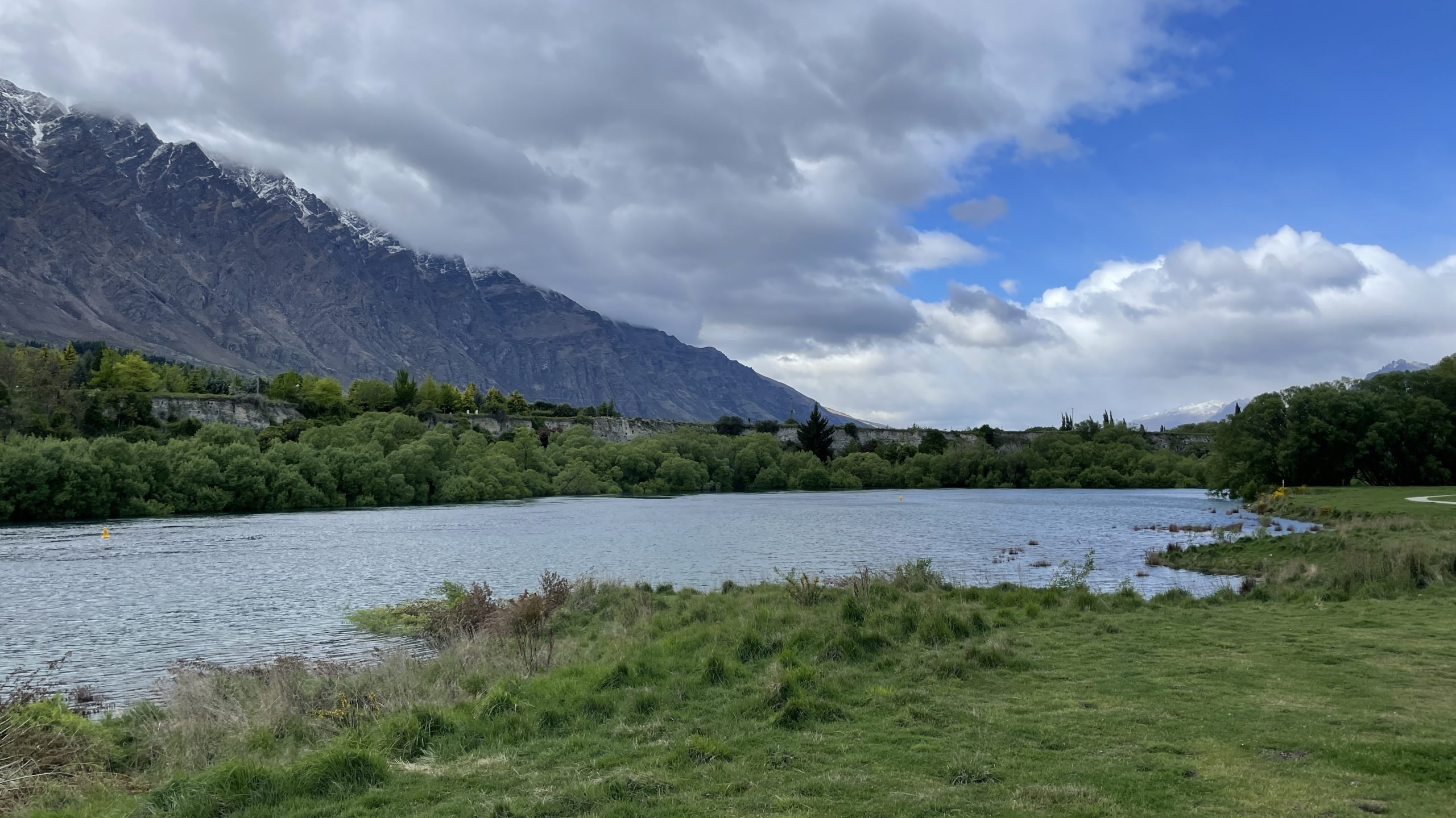 Queenstown river mountains