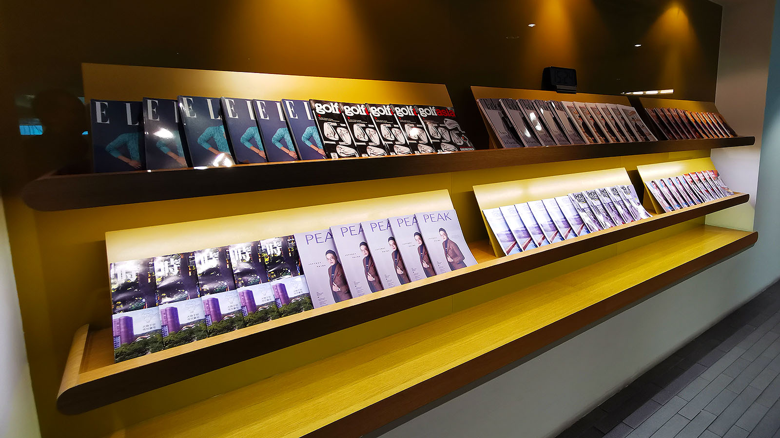 Magazines on display at the Qantas International Business Lounge in Singapore