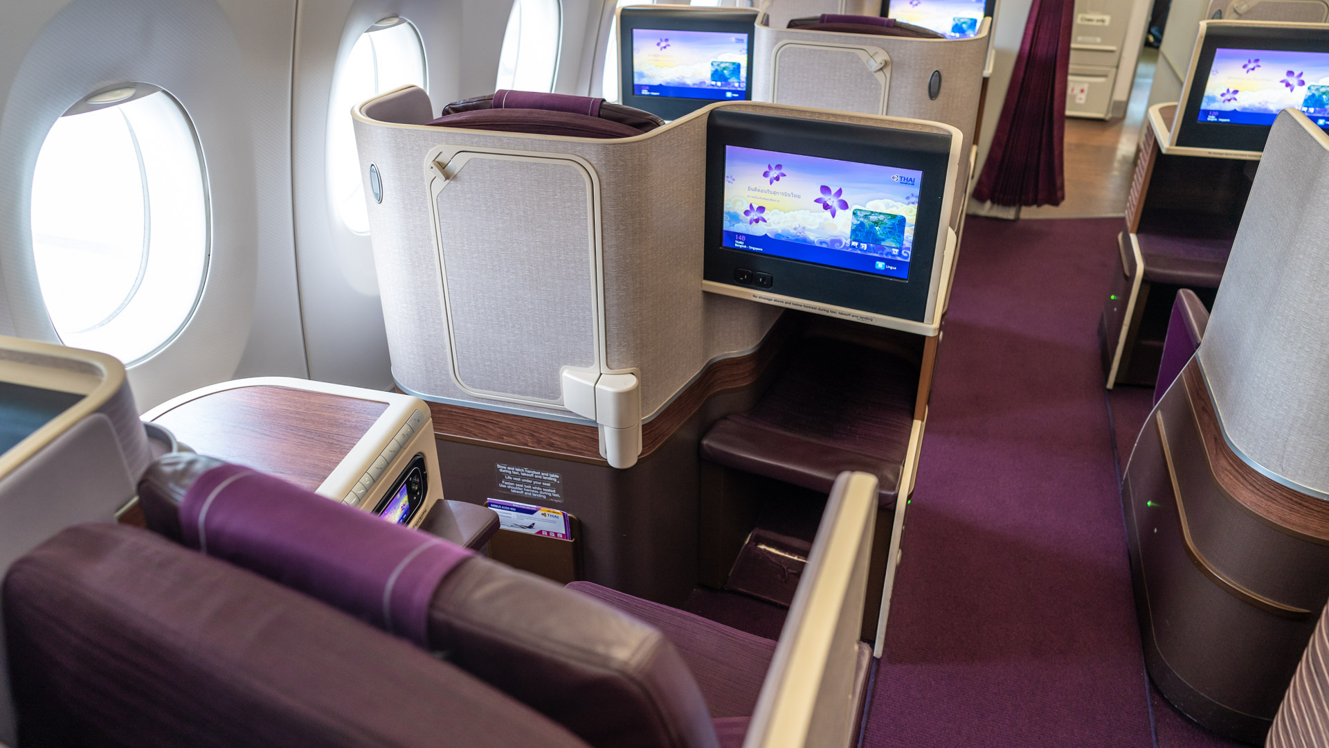 Review: Thai Airways Airbus A350 Business Class (Bangkok – Singapore) -  Point Hacks