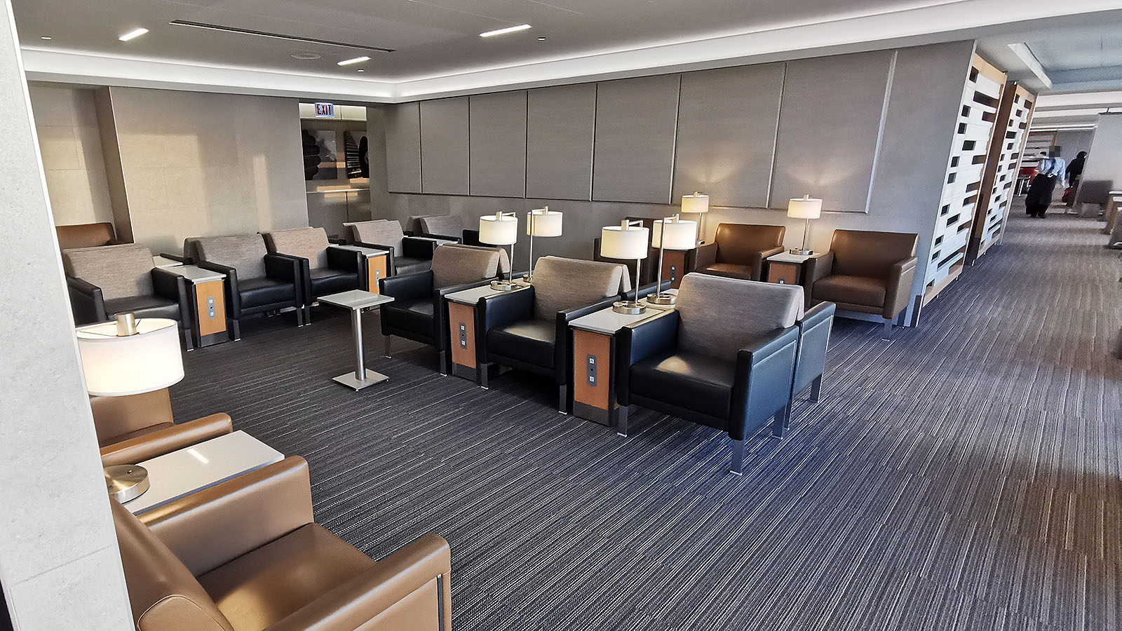 Seating at AA's Flagship Lounge in Chicago