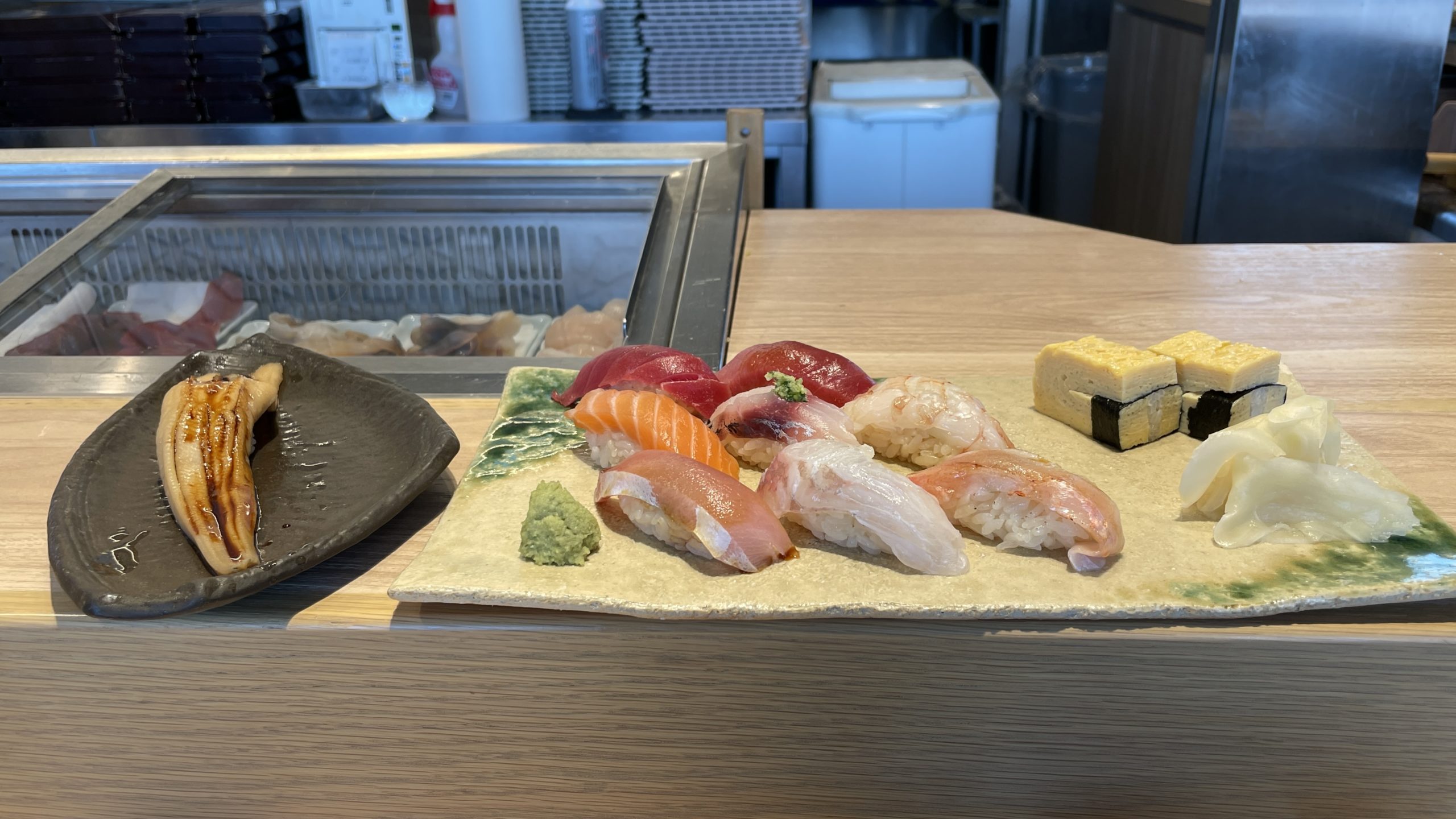 Uorikizushi Restaurant seafood plate