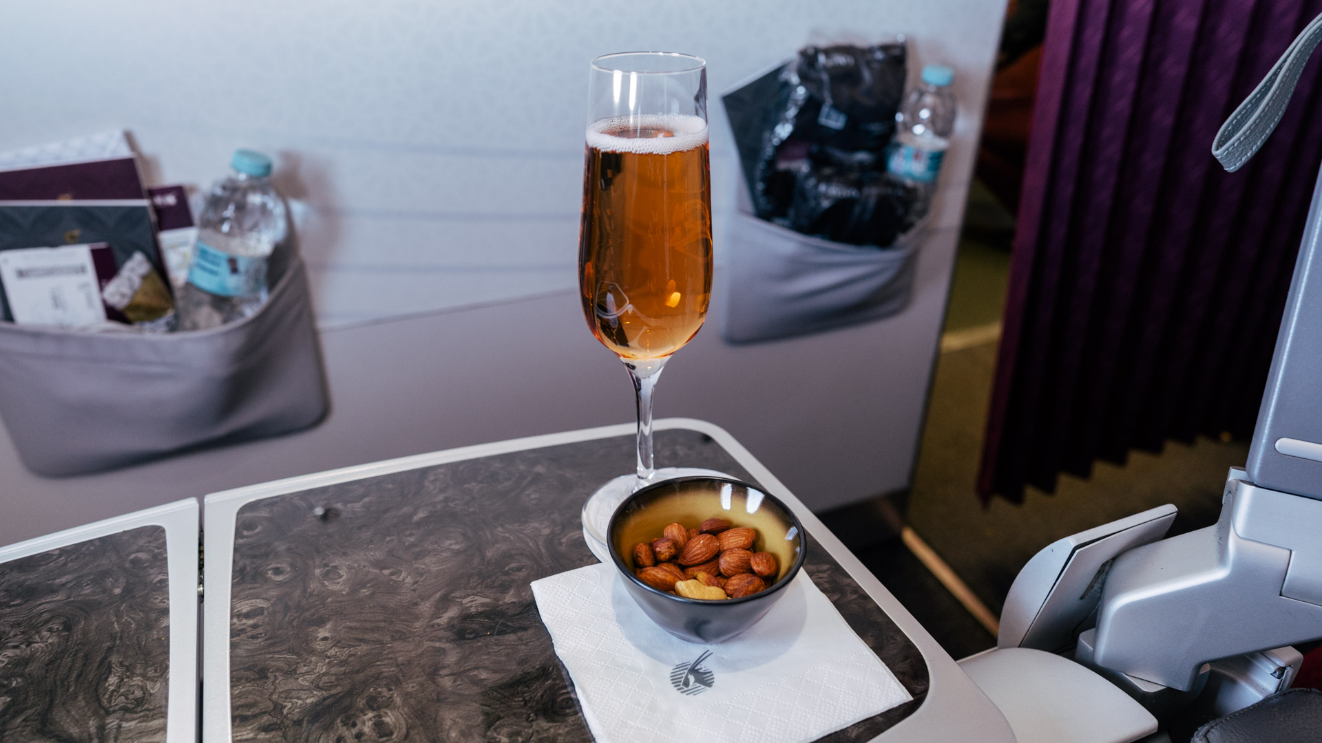 Qatar Airways A320 First Class nuts