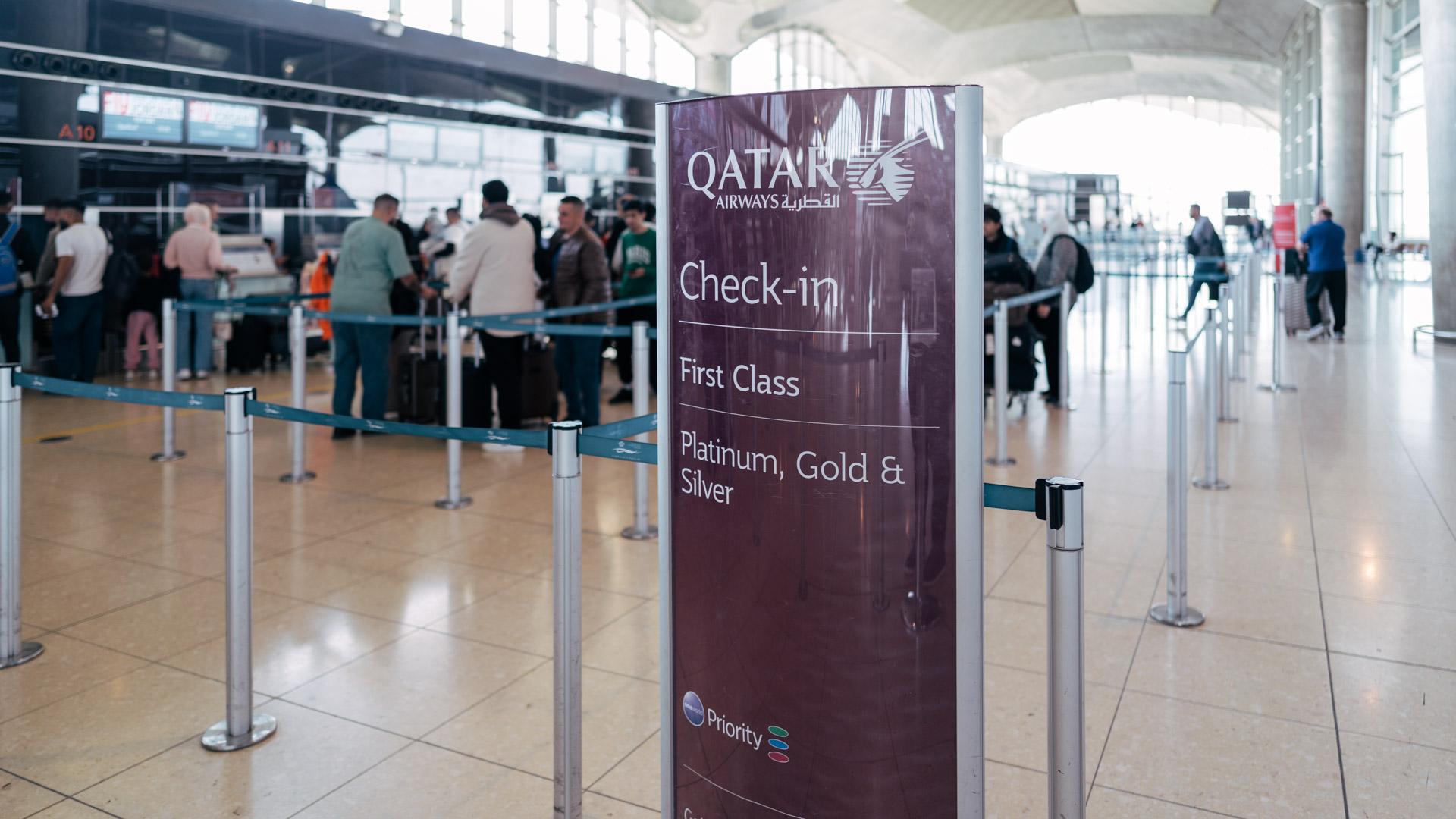 Qatar Airways A320 First Class check-in