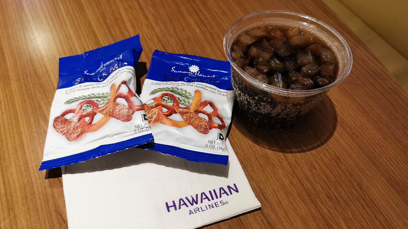 Pretzels and Diet Coke in the Hawaiian Airlines Premier Club in Honolulu