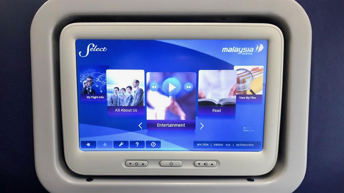 Inflight entertainment in Malaysia Airlines Boeing 737 Business Class