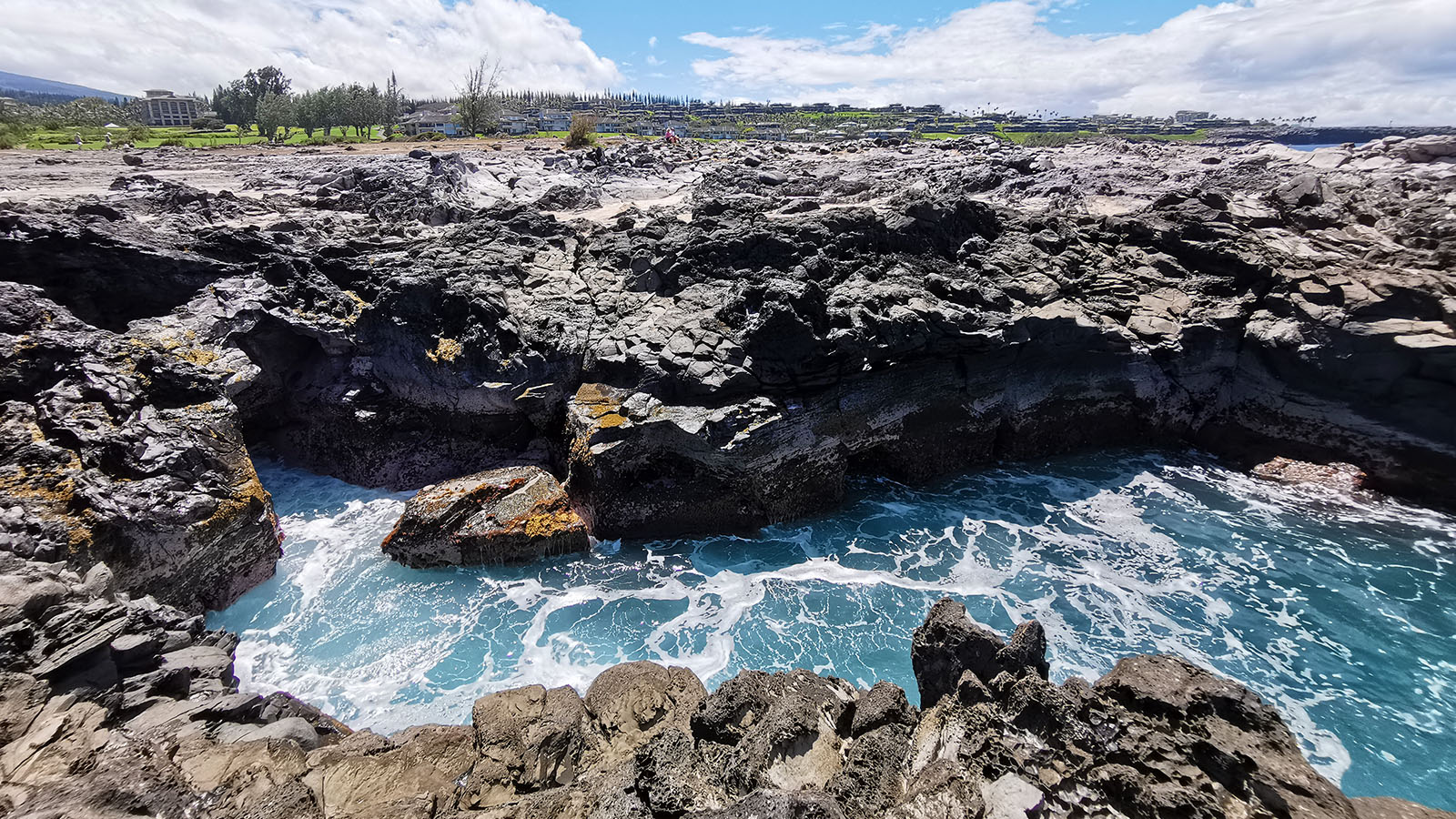 Hiking Dragon's Pointe in Hawaii