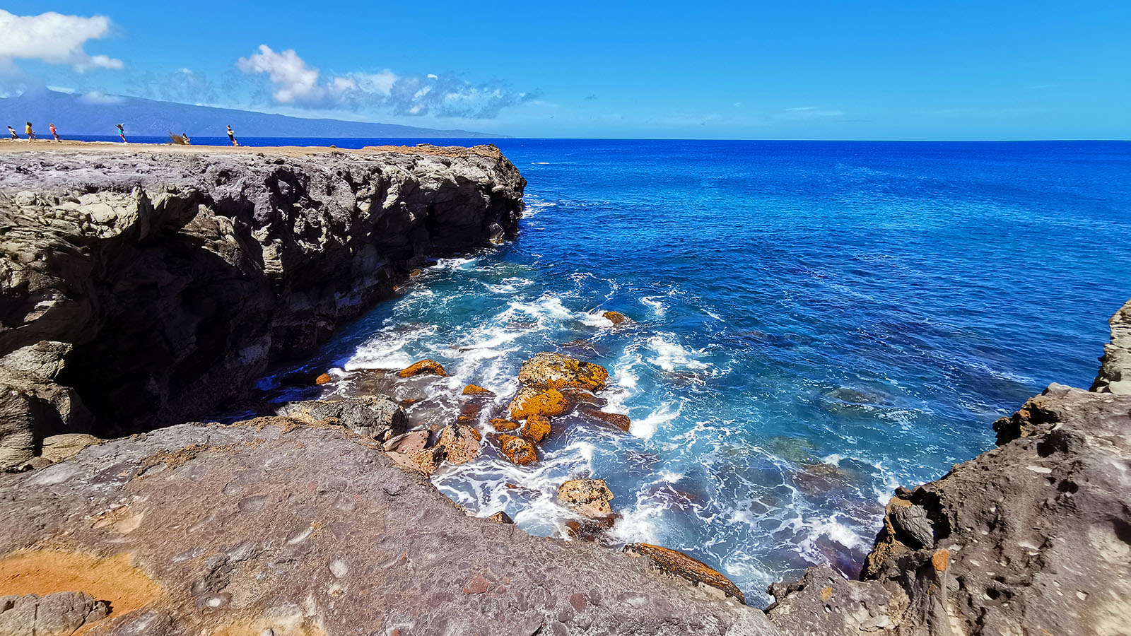 Water at Dragon's Point in Hawaii