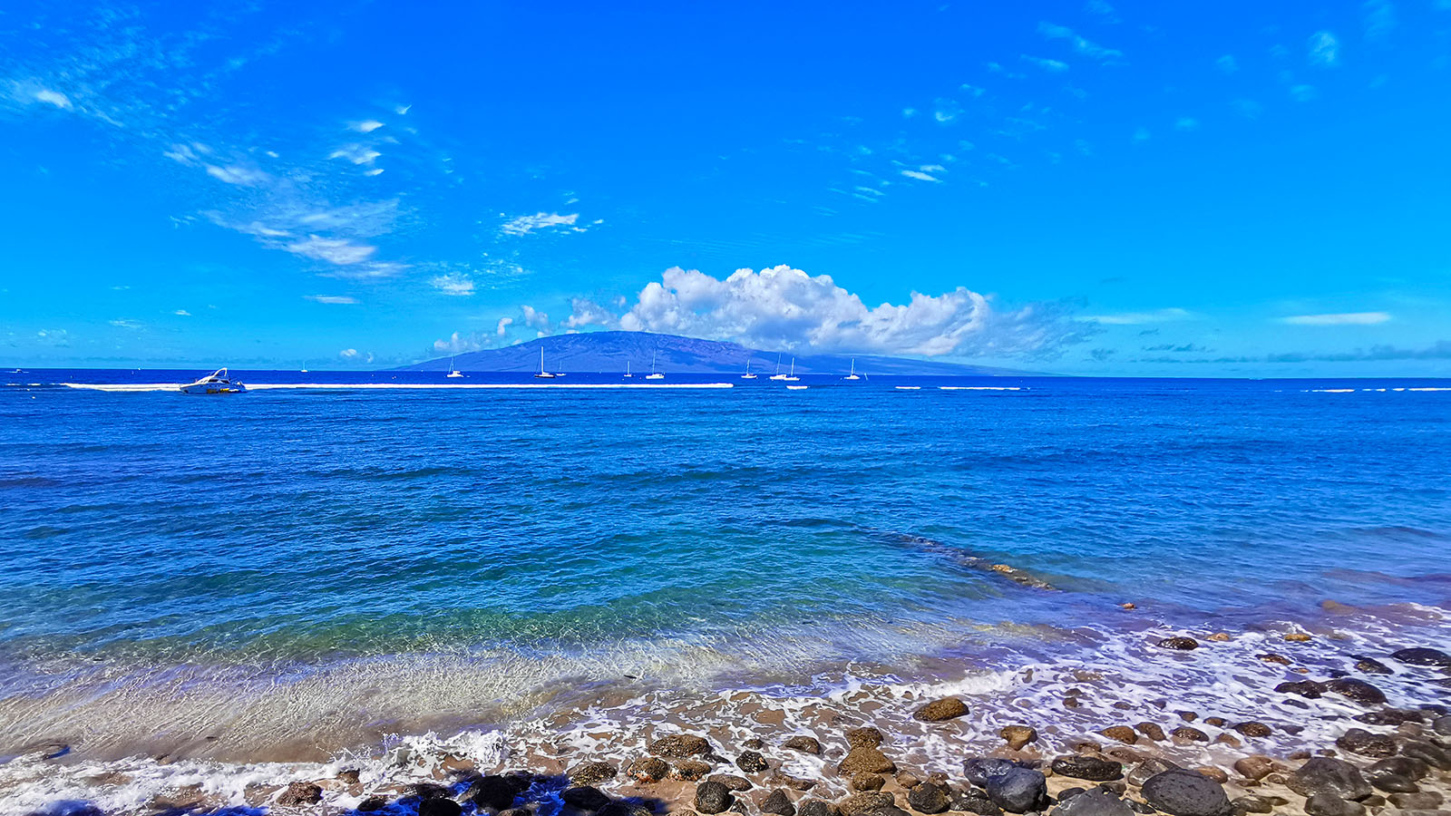 Exploring the waterside in Hawaii