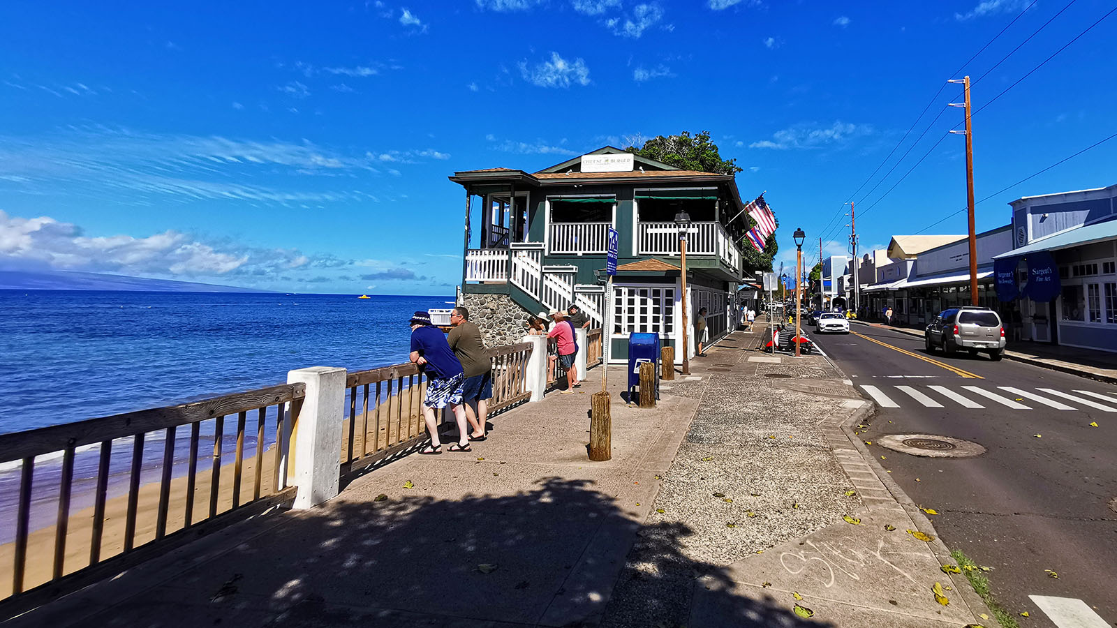 Eat food right on the water in Hawaii