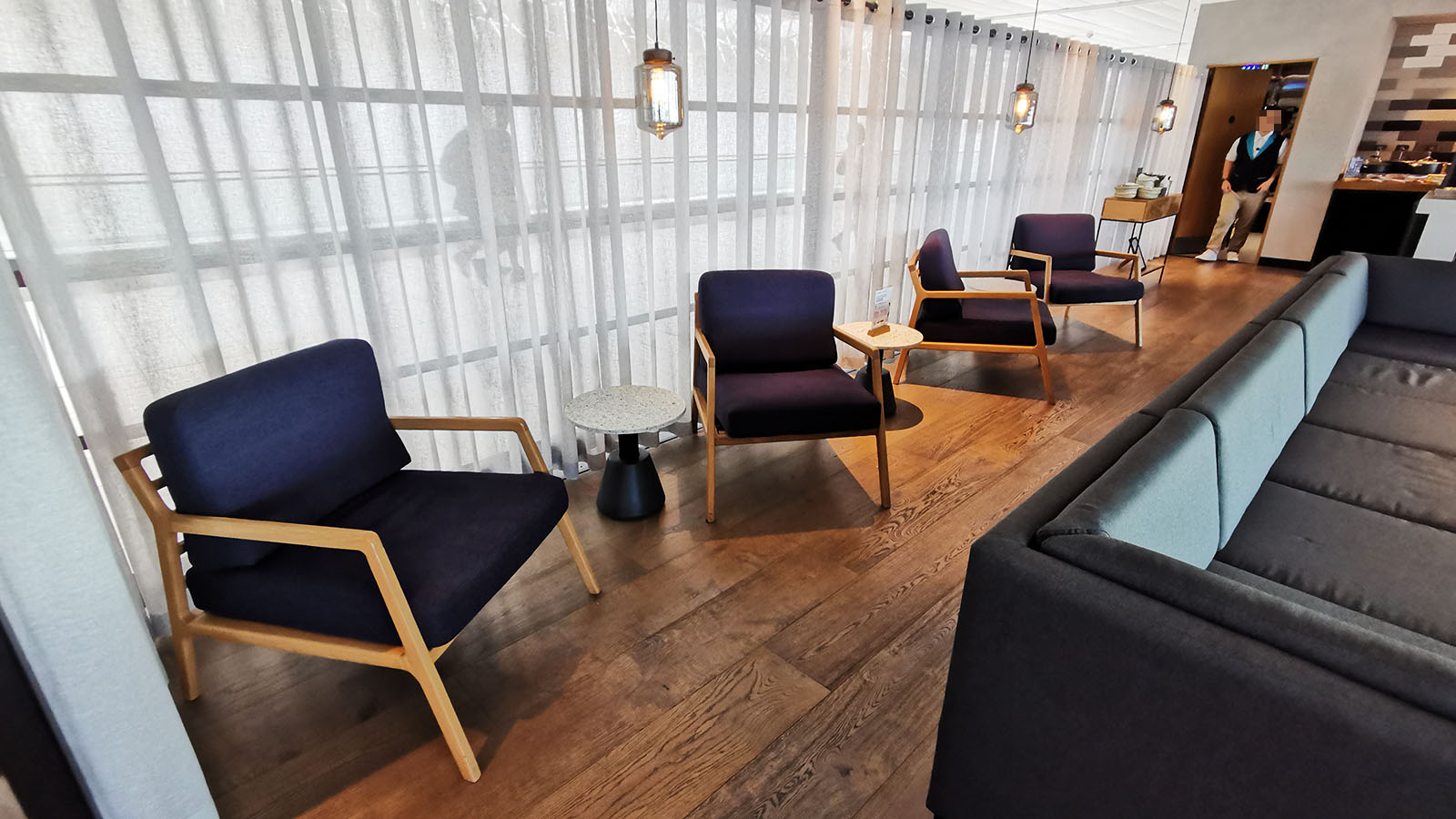 Solo seating at Brisbane's Aspire Lounge