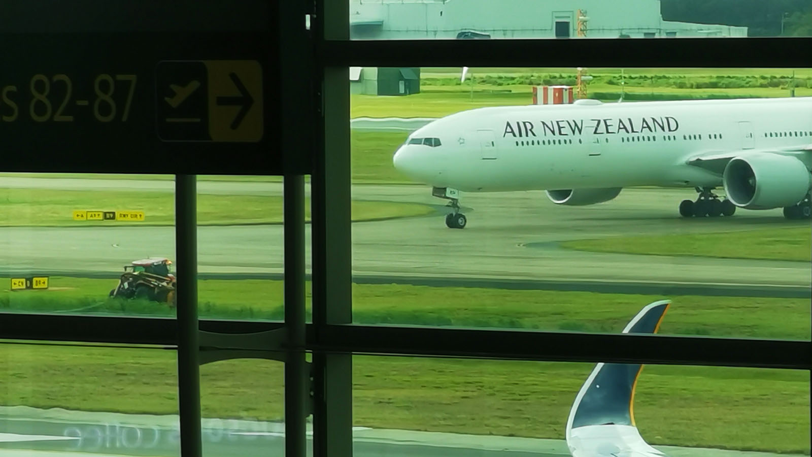 Tarmac view from Air New Zealand's Brisbane lounge