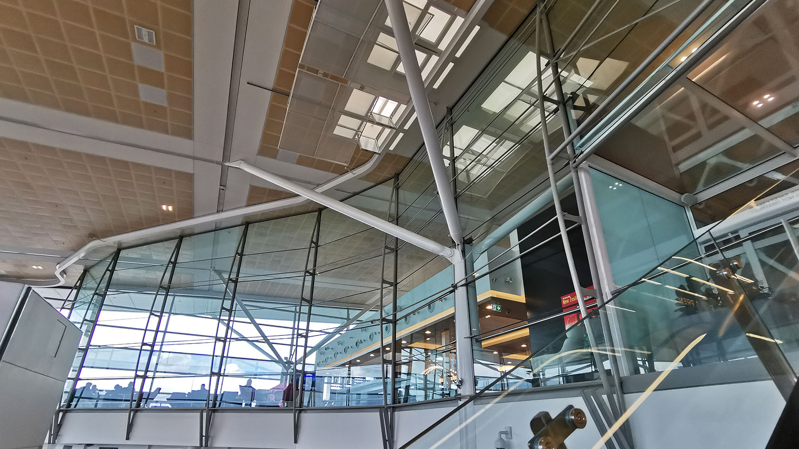 Glass walls at Air New Zealand's Brisbane lounge