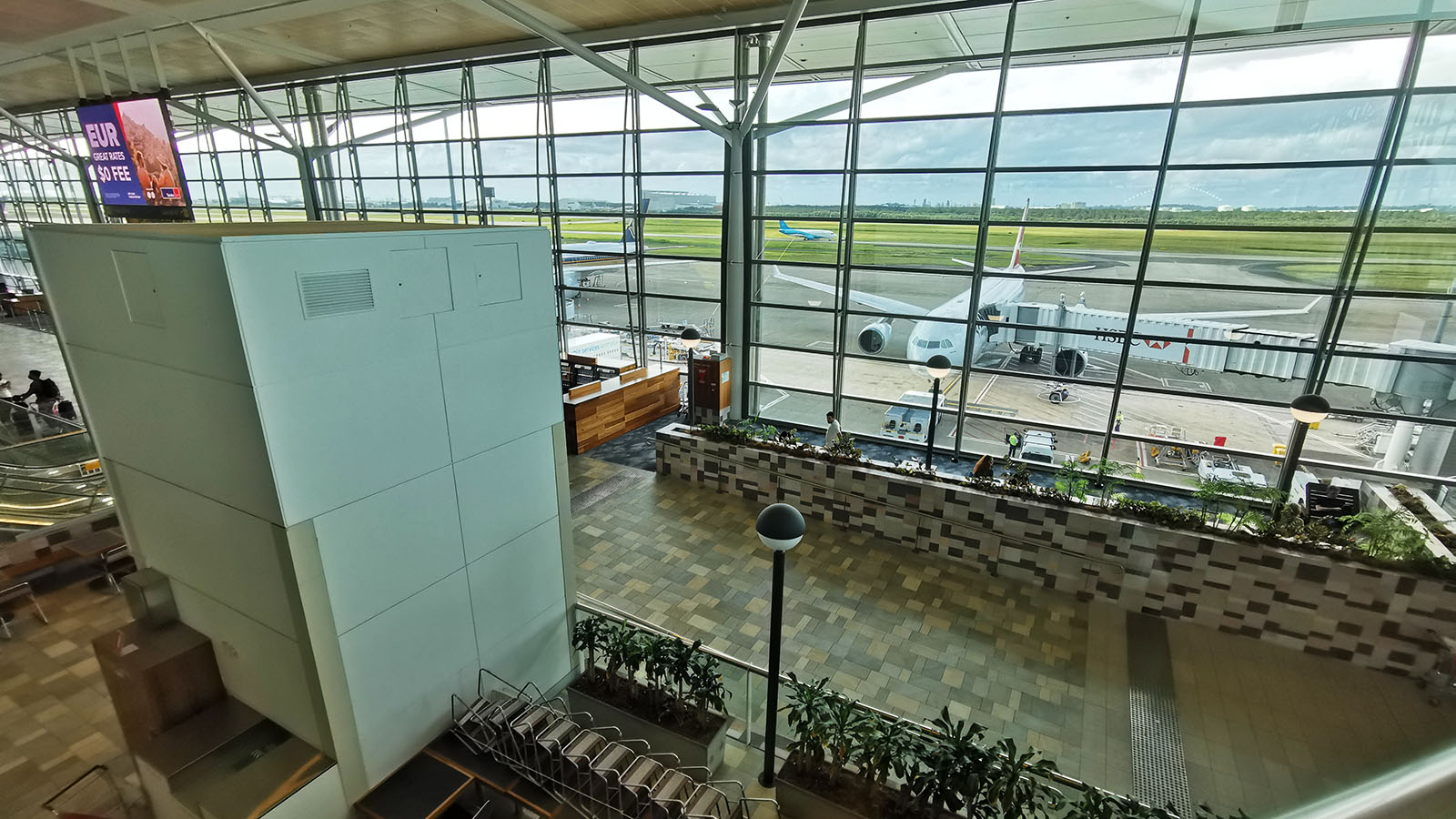 Natural light in Air New Zealand's Brisbane lounge