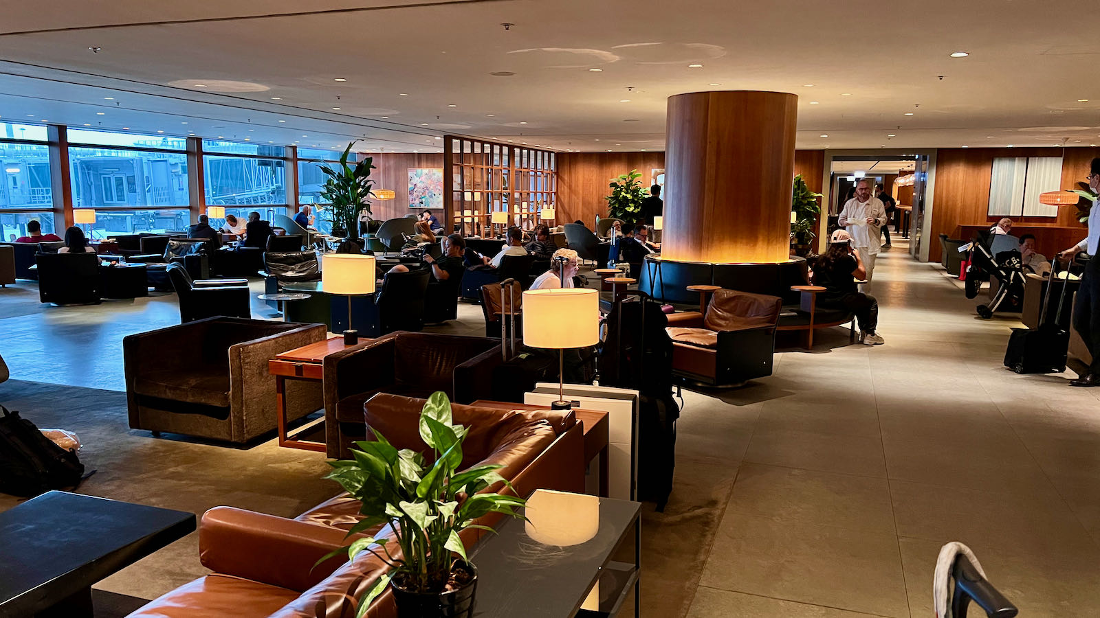 best Business Class lounge in the world