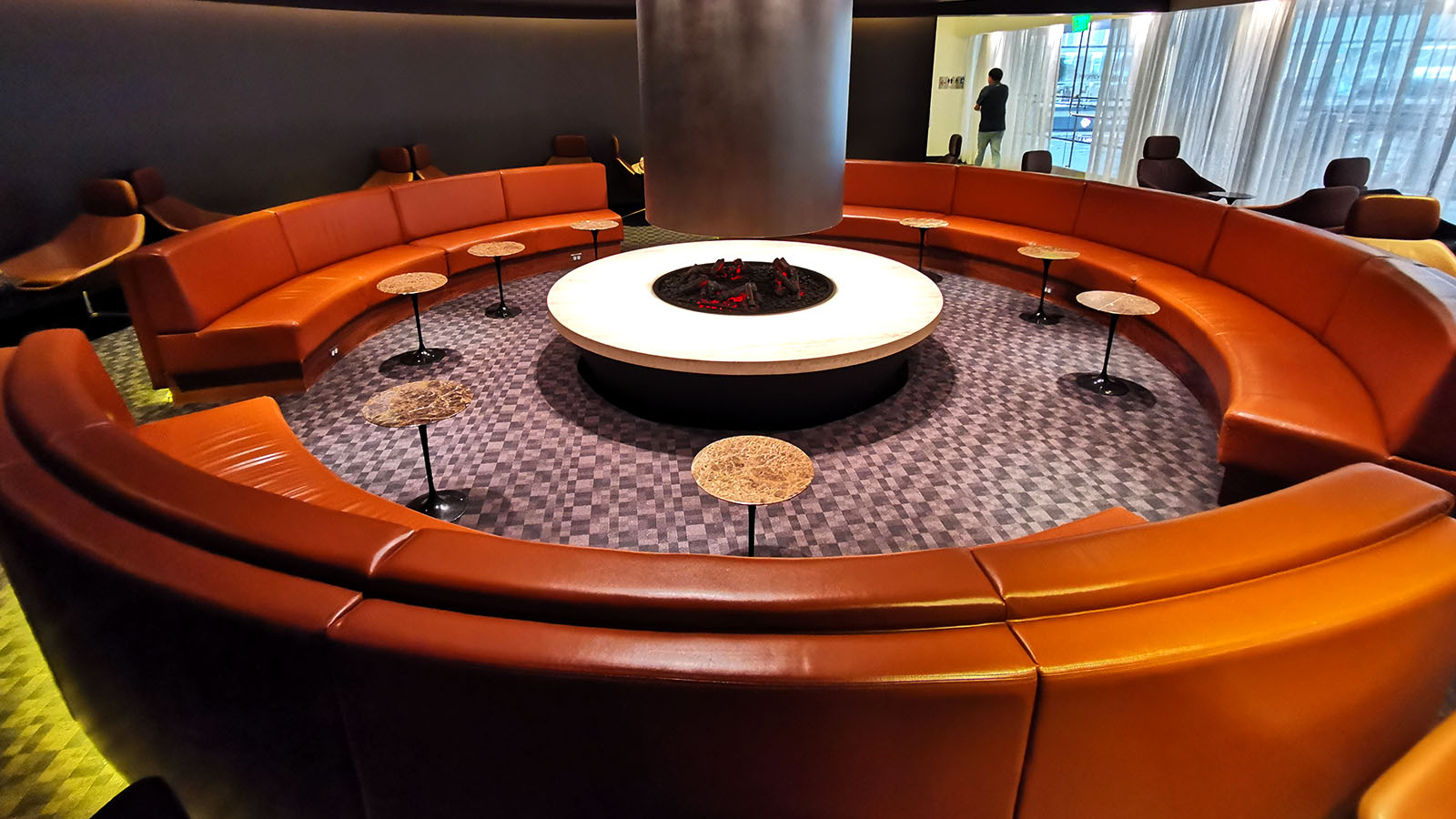 Fireplace in the Qantas International Business Lounge in Los Angeles